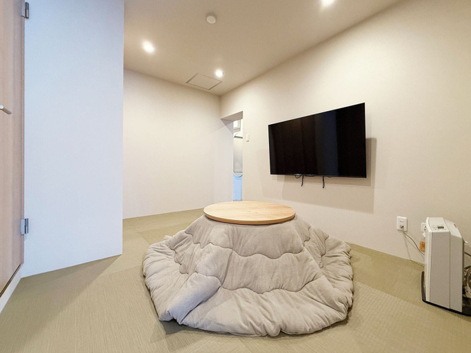 Others 5, Celine Kanayama by b hotel, Hiroshima