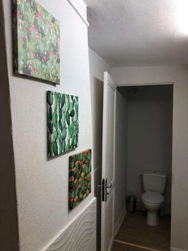 Bathroom 8