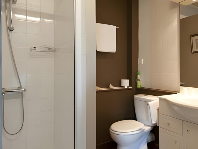Bathroom 2, B&B Maris Logies, Limburg