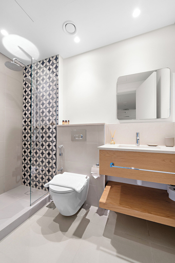 Bathroom 2, Silkhaus Golfville, Dubai