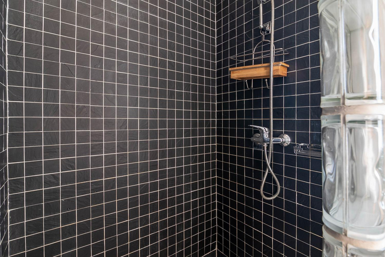 Bathroom 2, Le Refuge de Charentonneau - A 30 min de Paris, Val-de-Marne