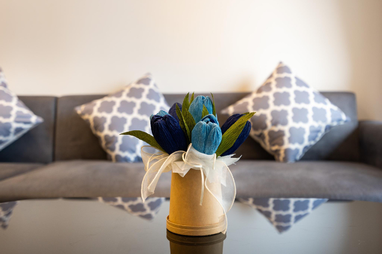 Food & Drinks, Soho Apartment By Convinia , District 1
