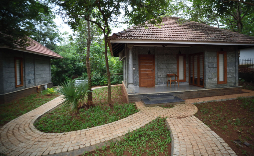 Exterior & Views 2, HORTUS MALABARICUS RESORT, Thrissur