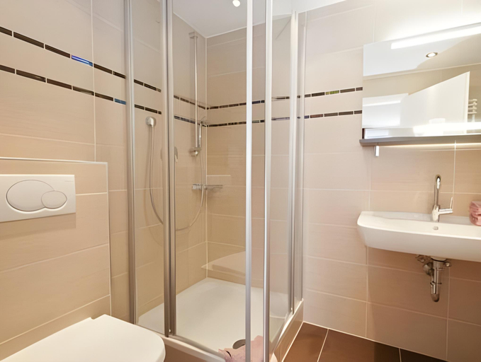 Bathroom 5, Hotel Ludwigs, Ostallgäu