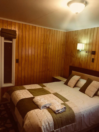Bedroom 2, Hotel Yellow Submarine, Magallanes