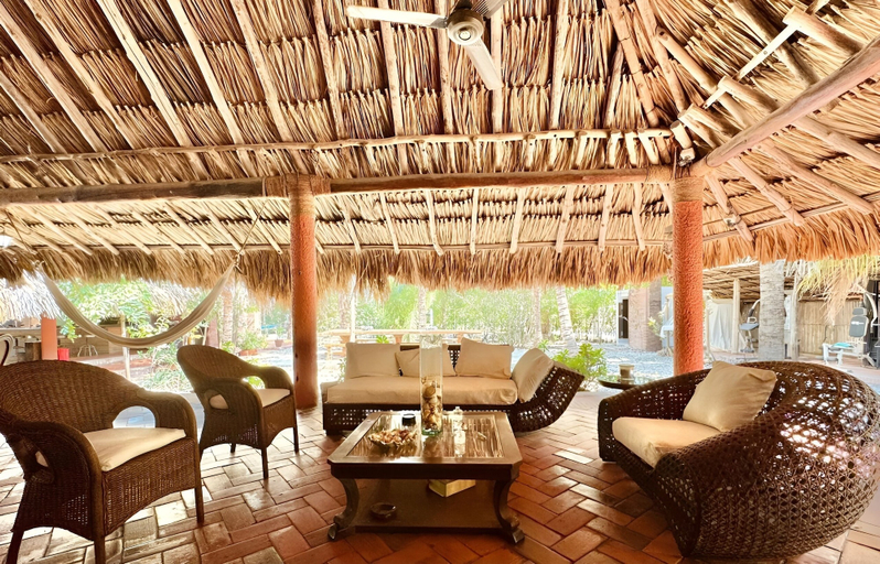 Food & Drinks 5, Mahanaim Beach House 20 min from CTG, Cartagena de Indias