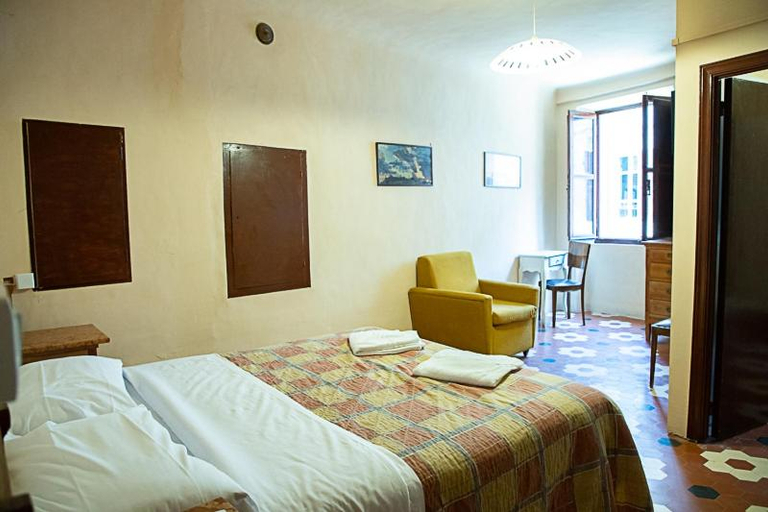 Others 2, casa di Faustina (albergo diffuso), Ancona