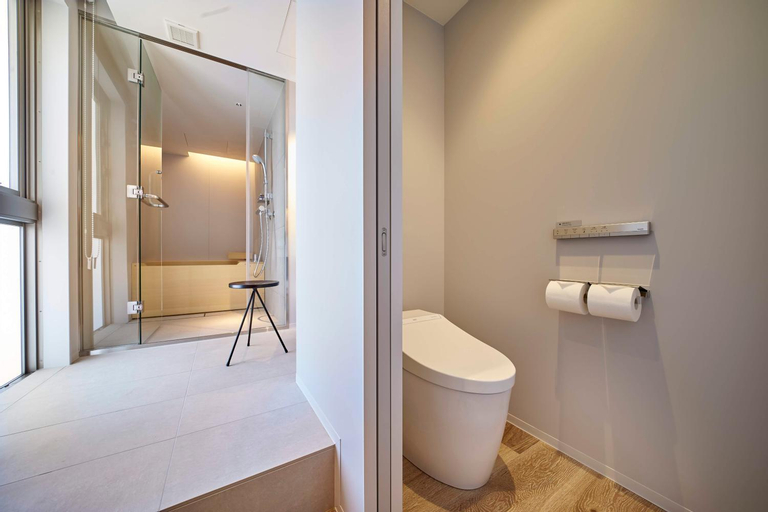Bathroom 9