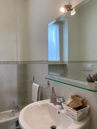 Others 3, B&B Villa Paola Itri, Latina