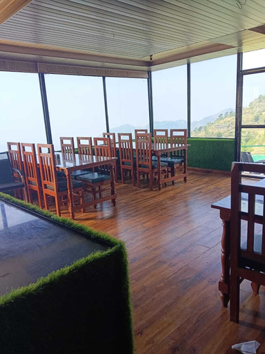 Food & Drinks, Deodar Inn resort, Dehradun