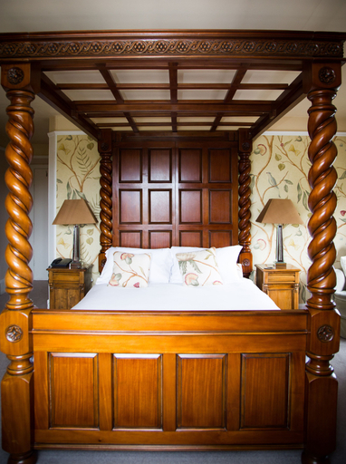 Bedroom 3, The Amberley Inn, Gloucestershire