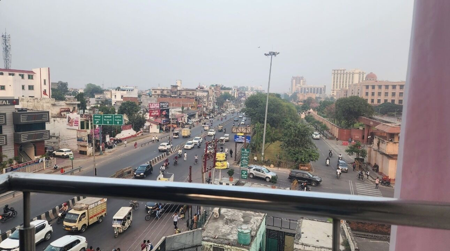 Others 5, Sojourn Inn, Lucknow