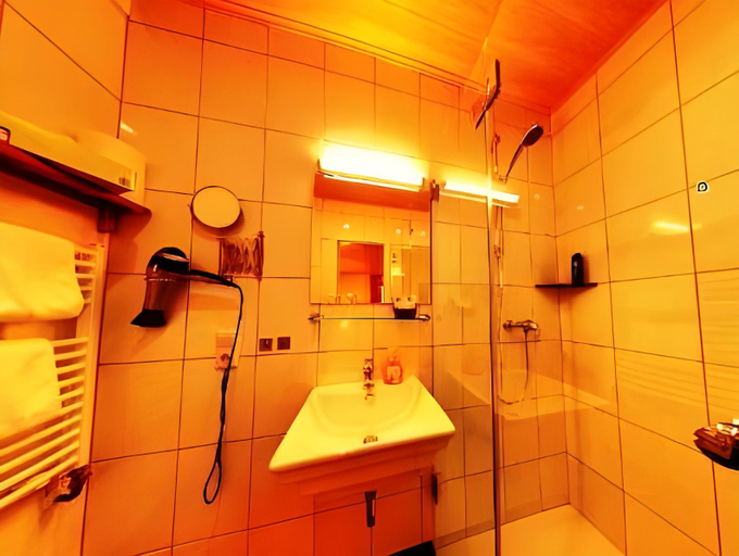 Bathroom 4, Landhotel Ewerts, Ahrweiler