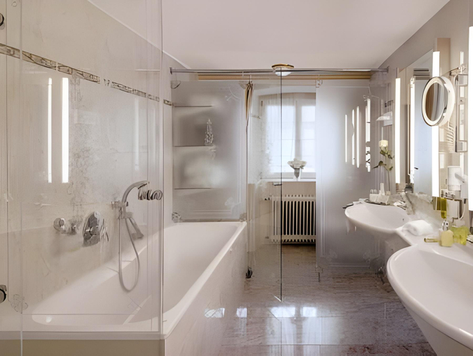 Bathroom 4, ADLER HAUSERN Gourmet & Spa Hotel, Waldshut