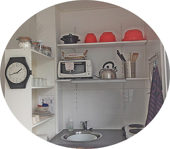 Others 5, B&B 2 Hoog Lelystad, Lelystad