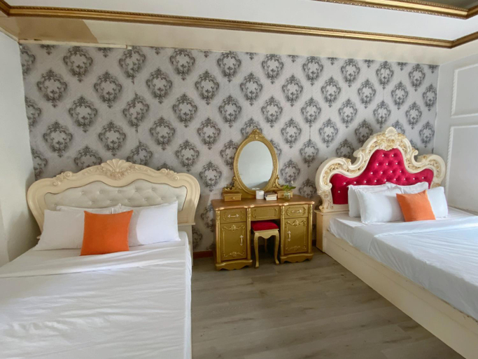 Bedroom 23
