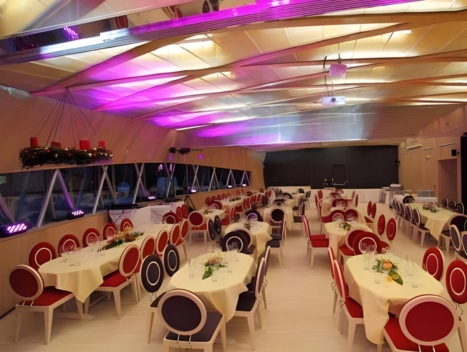 Food & Drinks 5, Hotel Eroplan, Vsetín