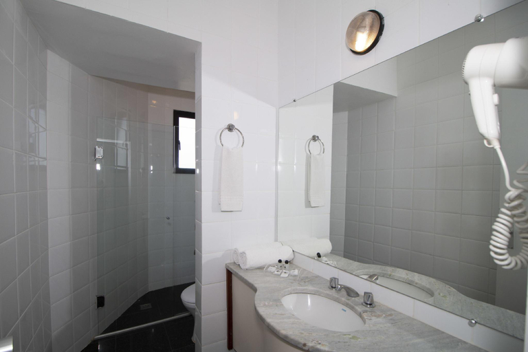 Bathroom 8