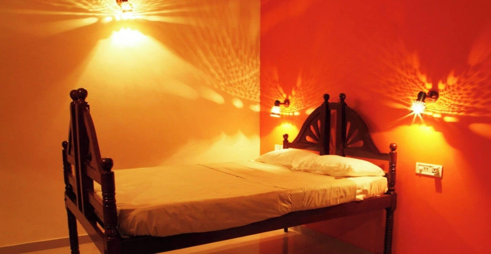 Bedroom 2, Fool's Paradise, Alappuzha