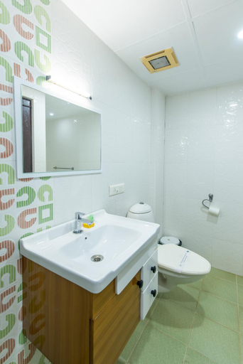 Bathroom 4, Atreya Ayurveda & Yoga Beach Retreat, Thiruvananthapuram