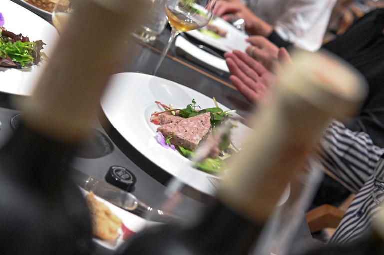 Food & Drinks 5, Hotel Sleepwood, Liège