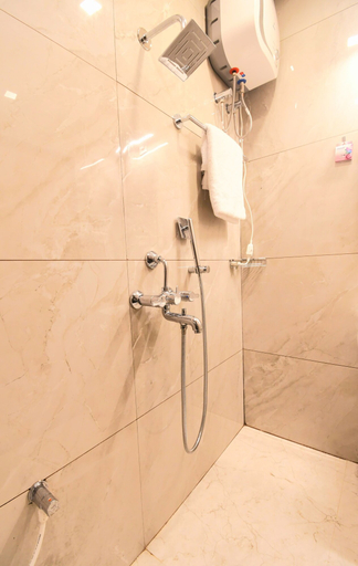 Bathroom 4, Hotel Sai Swastik, Puri