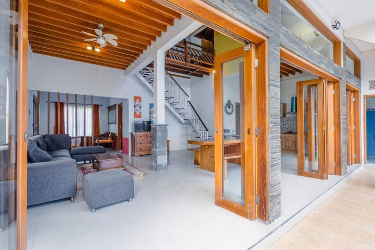 Others 4, Private 3 Bedroom Villas, 5 mnt to Beach Nusa Dua, Badung