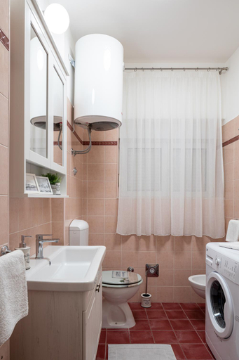 Others 3, Downtown City Apartment, Split