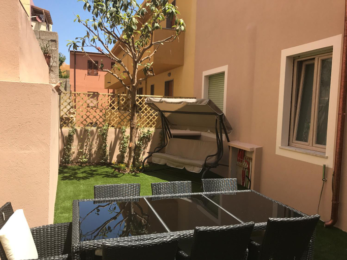 Others 5, Il Borgo, Sassari