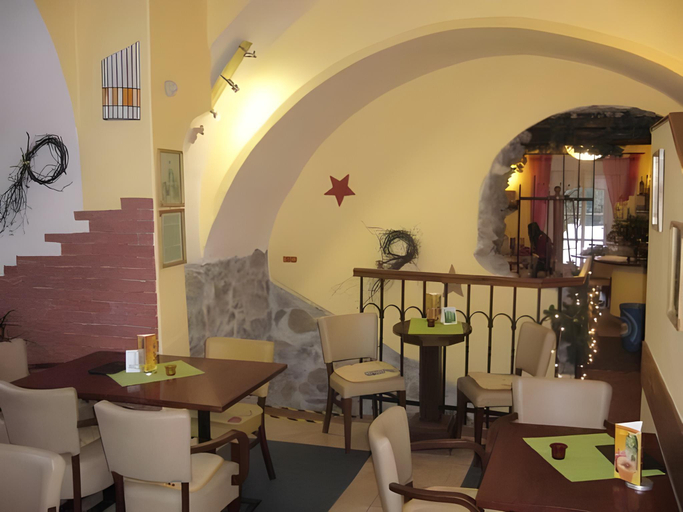 Food & Drinks 2, Penzion U Johanky, Chomutov