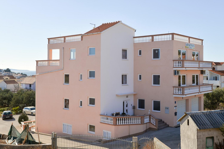 Others 3, Villa San Marco, Vodice