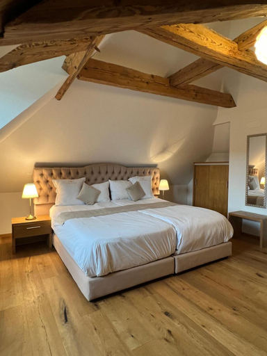 Bedroom 17