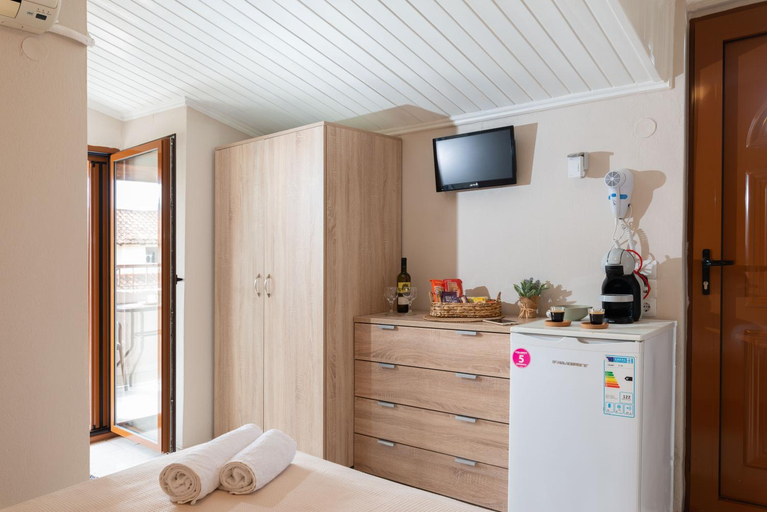 Others 3, Esperides Studios-Seaside Stay with View in Syvota, Epirus