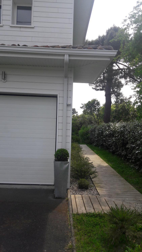 Others 3, La Maison Blanche, Gironde