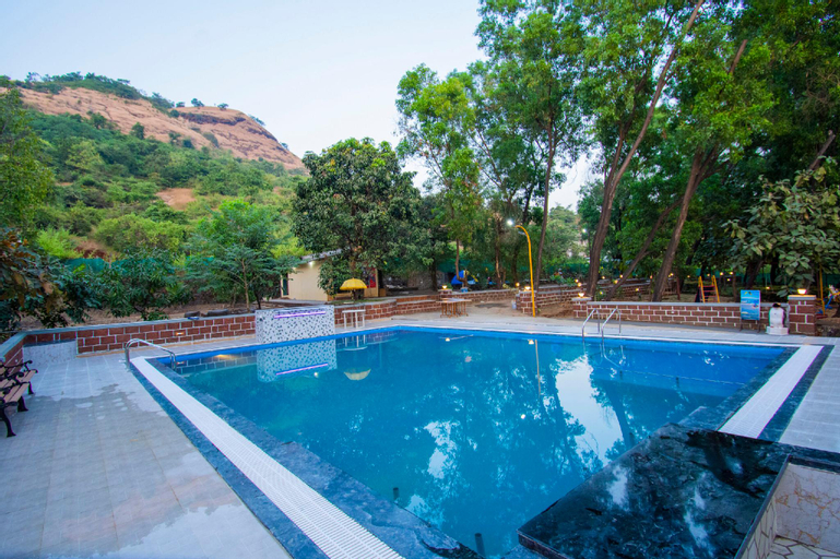 Kamshet Highland Glamping Resort, Pune