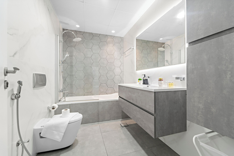 Bathroom 5, Silkhaus Marina Sail, Dubai