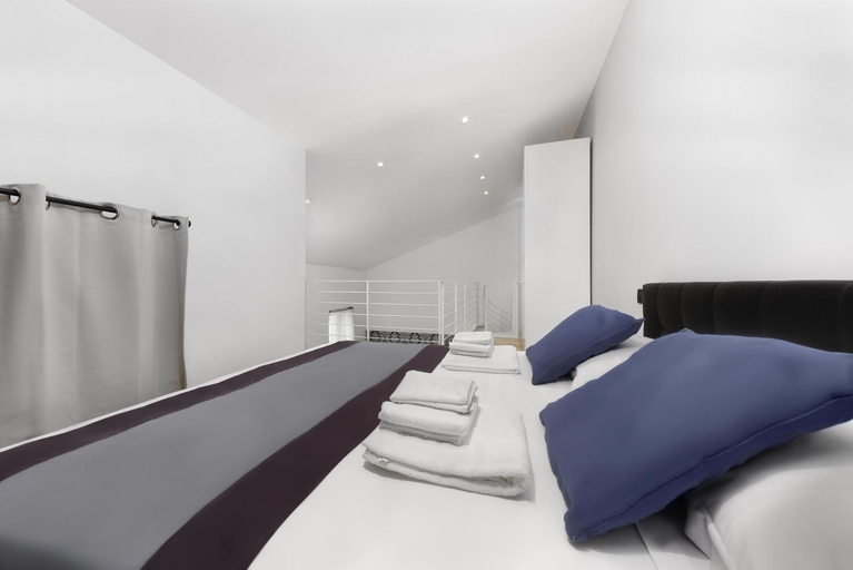Bedroom 12