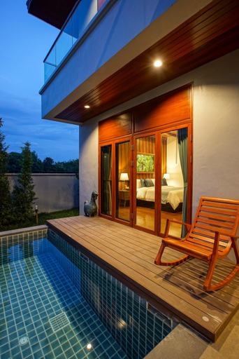 Swimming Pool 14