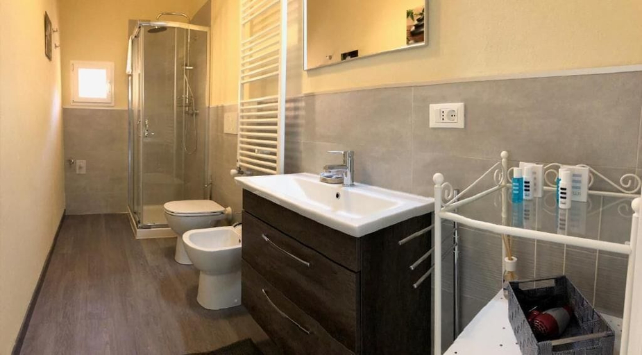 Bathroom 3, Sofihome, Bologna