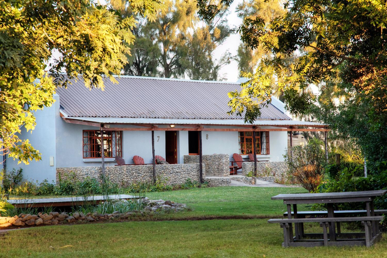 Exterior 5