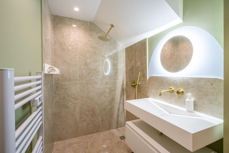 Bathroom 5, Residence Feniers - Hyper centre St Tropez, Var