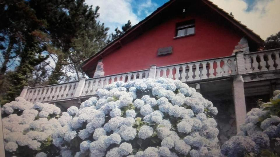 Exterior view, Villa Alejandra, Asturias