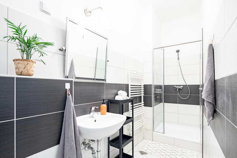 Shower 3, Jupiter Home Buda, Budapesti
