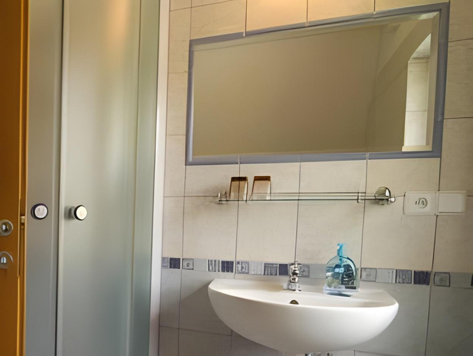 Bathroom 1, Ubytovani Edita, Karlovy Vary