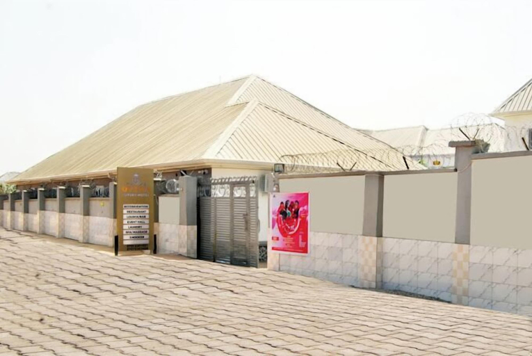 Exterior & Views, Ovena Luxury Hotel, Bwari