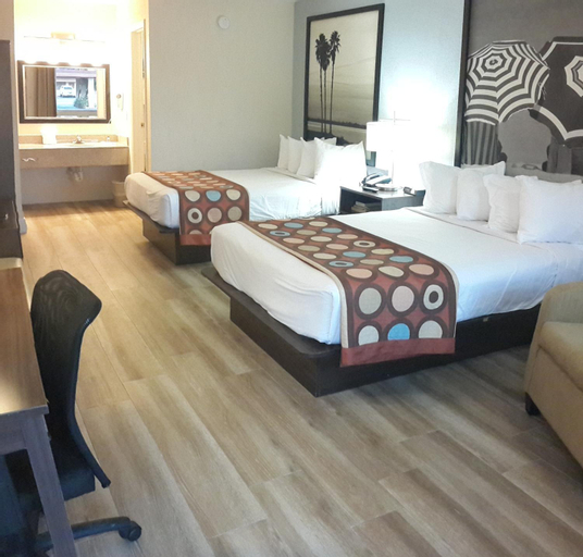 Bedroom 12