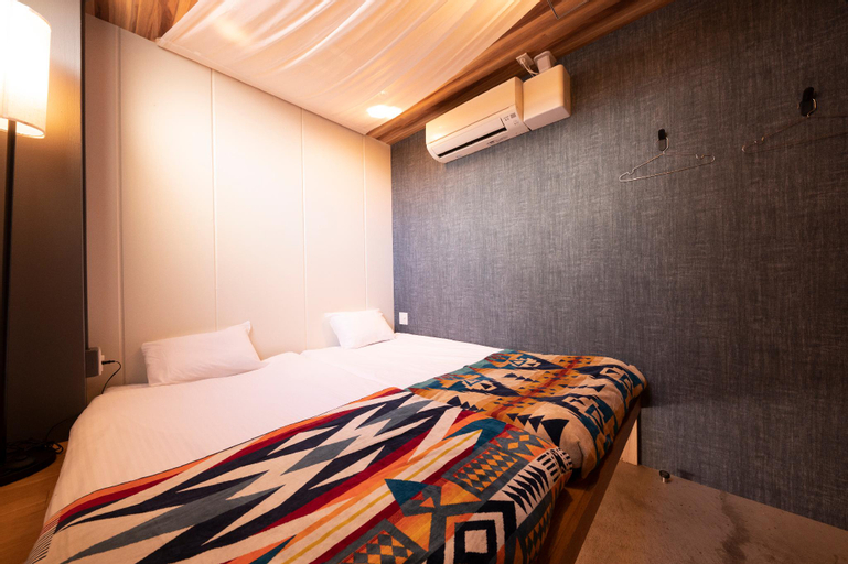 Bedroom 13