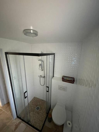 Bathroom 2, Bas de villa chez Marta, Alpes-Maritimes