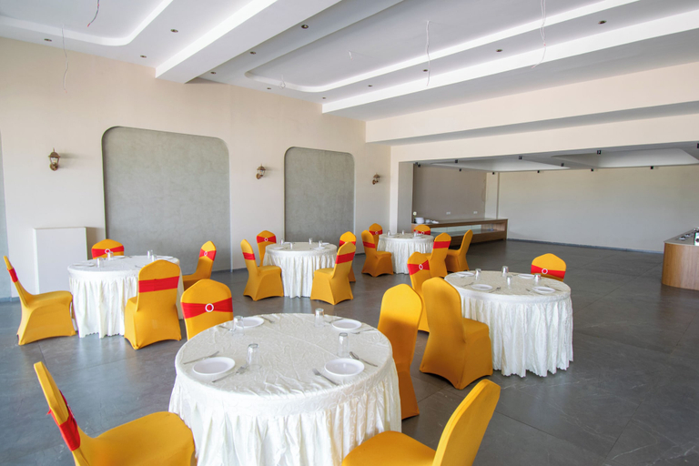 Food & Drinks 5, Hotel Sing 65, Bangalore