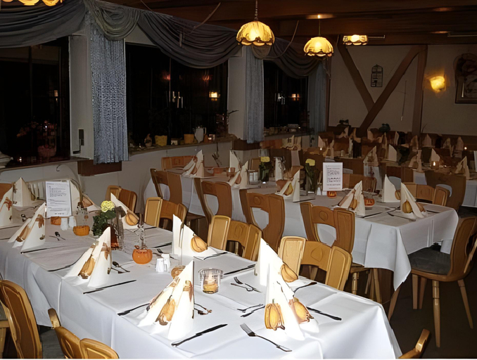 Others 3, Landgasthaus Lowen mit Gastehaus, Breisgau-Hochschwarzwald